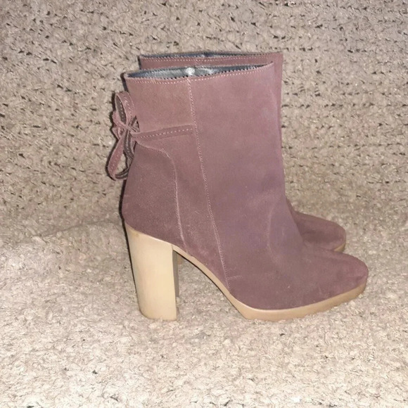$1195 PIERRE HARDY-Oxblood Suede Booties-Rear Bow-Block Heel-Sz 39-Near Mint - Picture 4 of 7
